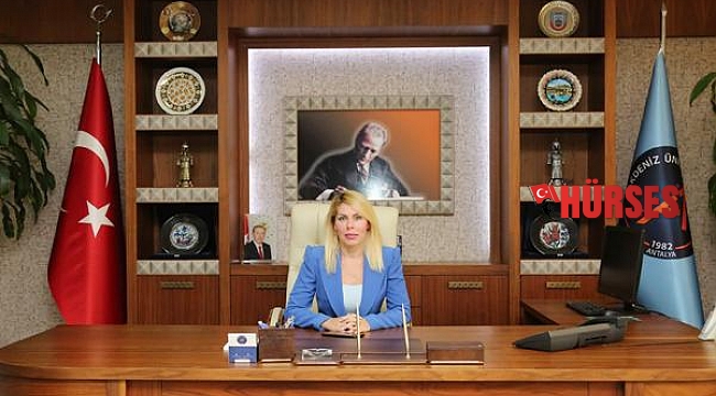 Rektör Özkan: "Sağlıklı şartlarda eğitimi sürdürmeyi ümit ediyorum."