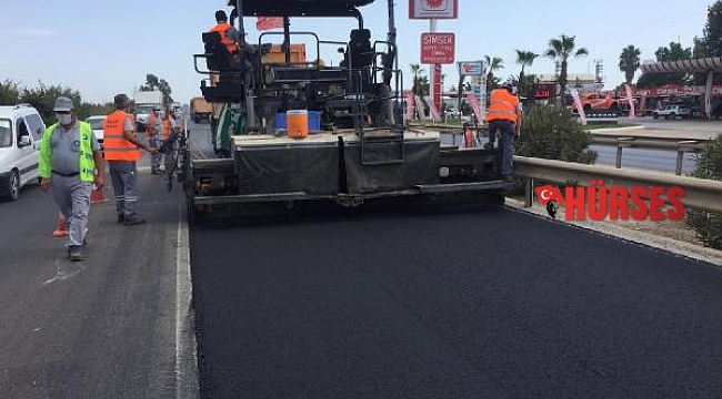 Serik Teke Köprüsü'nde sıcak asfalt çalışması
