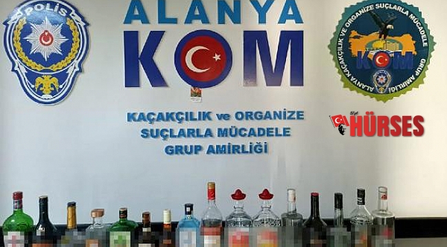 Alanya'da 16 şişe kaçak içki ele geçirildi