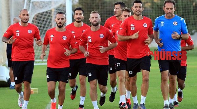 Antalyaspor'da 3 eksik