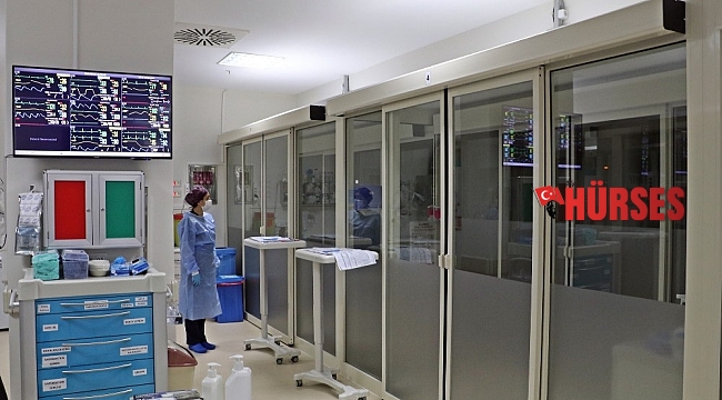 Covid-19 yoğun bakım ünitesinin 'Nefes' ekranı