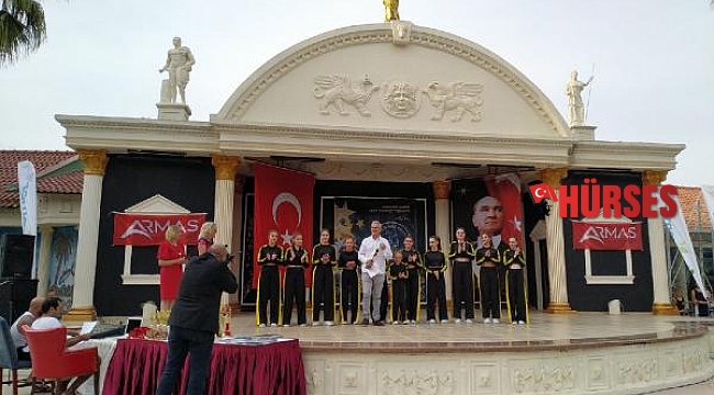 Kemer'de dans yarışması sona erdi