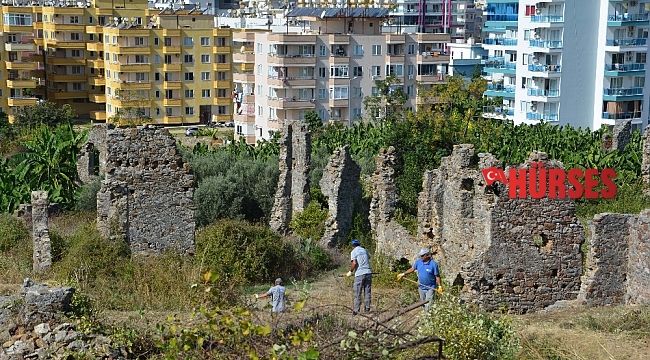 Naula Antik Kenti restorasyon için temizleniyor