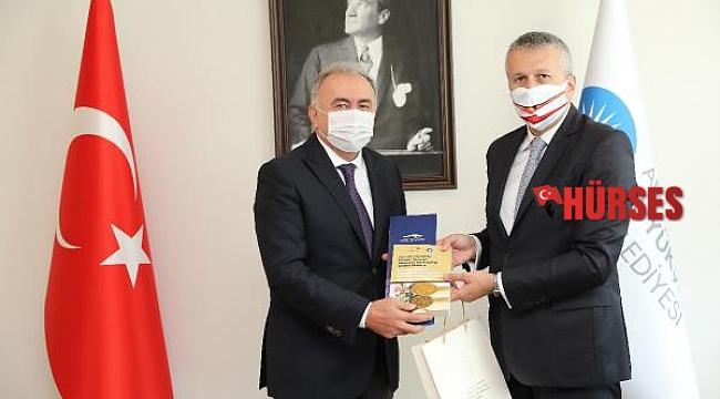Romanya Büyükelçisi Sopanda Büyükşehir'i ziyaret etti