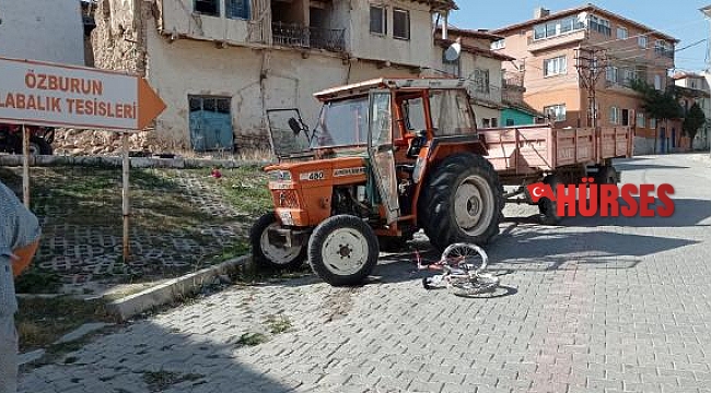 Traktörle çarpışan bisikletli çocuk yaralandı
