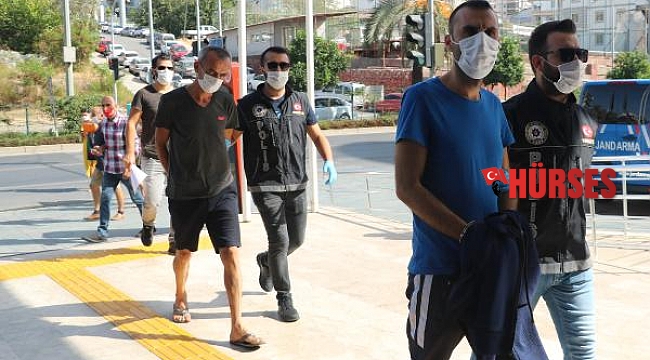 Uyuşturucu operasyonlarında 4 gözaltı