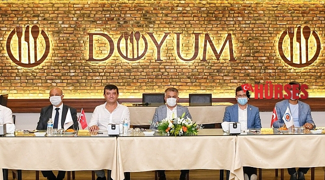 Vali Yazıcı: "Örtü altı üretimde ticari değeri yüksek ürünlere yönelmeliyiz."