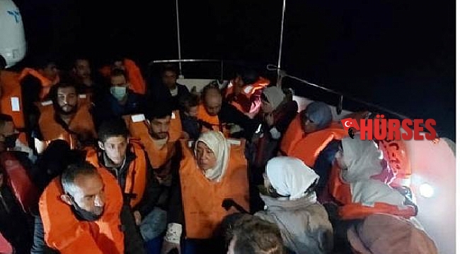 Yunanistan'ın geri ittiği lastik bottaki 24 göçmen kurtarıldı
