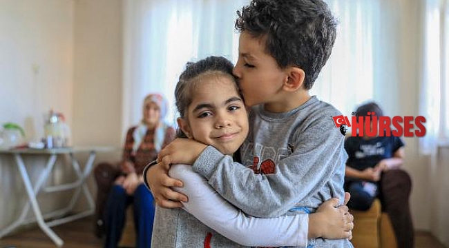 7 yaşındaki Miraç, 6 yaşındaki kardeşi İkra'ya can oldu