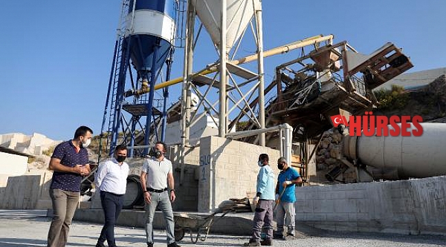 Alanya Belediyesi'nden beton yol atağı
