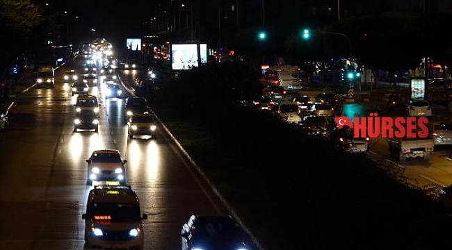 Antalya'da cadde ve sokaklar sessizliğe büründü