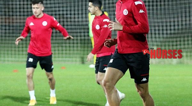 Antalya'da derbi heyecanı