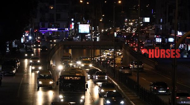 Antalya'da sokaklar 4 dakikada boşaldı