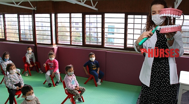 Büyükşehir'den miniklere diş sağlığı eğitimi