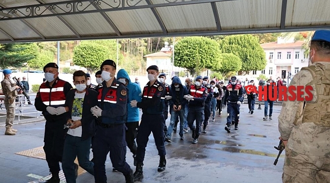 Çelik Kafes operasyonunda yakalanan şüpheliler adliyeye sevk edildi