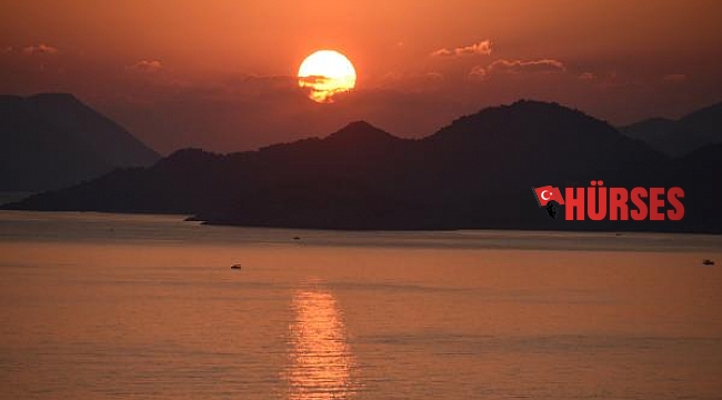 Demre'de gün batımı hayran bırakıyor