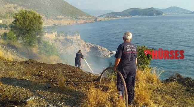 Gazipaşa'da çalılık yangını