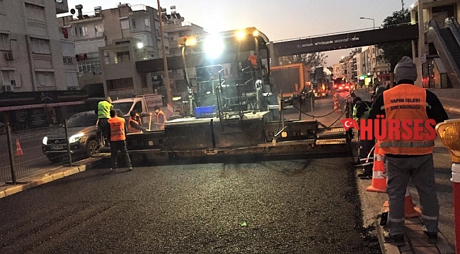 Kısıtlama saatlerinde Meydan Altgeçidi asfaltı yenilendi