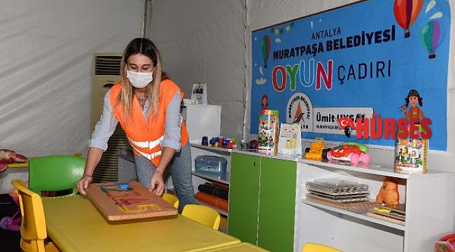 Muratpaşa, İzmir Bayraklı Çadır Kent'te kreş ve oyun evi kurdu
