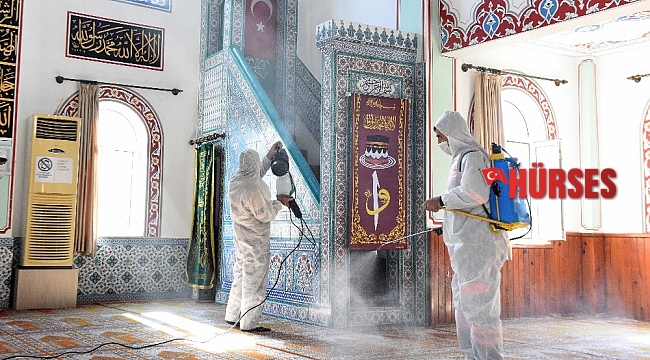 Muratpaşa'da camiler dezenfekte edildi