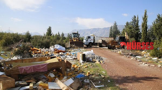 Ormandan 28 kamyon çöp çıktı