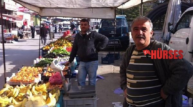 Pazarcı çift, yer sofrasının başında ölü bulundu
