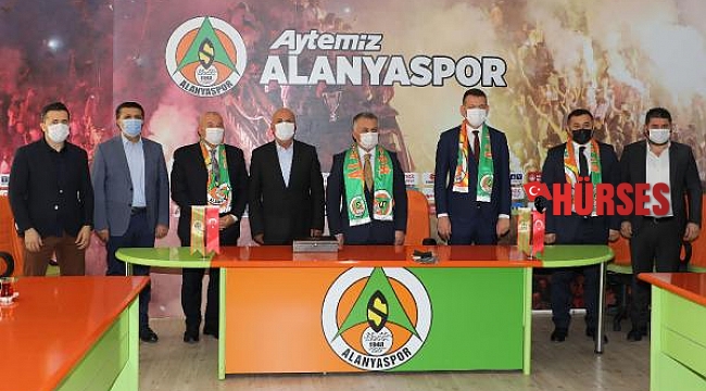 Vali Yazıcı'dan Alanyaspor'a ziyaret