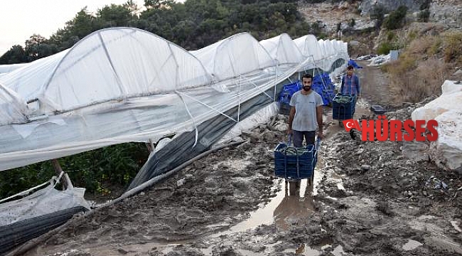 Yolu kapatan komşu mağdur etti iddiası