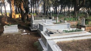 35 mezarı tahrip edince tutuklandı, 'Moralim bozuktu yaptım' dedi