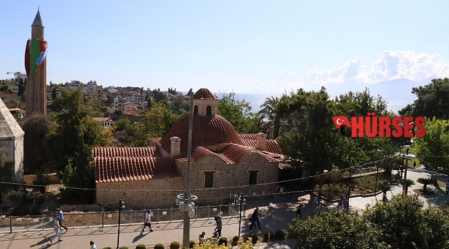 Antalya'da camilerden korona virüs uyarısı