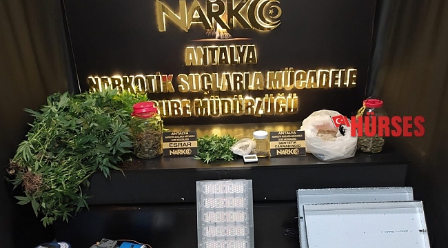 Evde uyuşturucu imalatına suçüstü