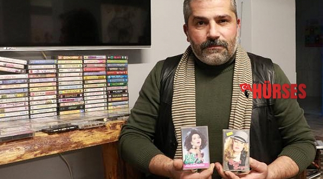 İş yerinde eski kasetlerle nostalji yaşatıyor