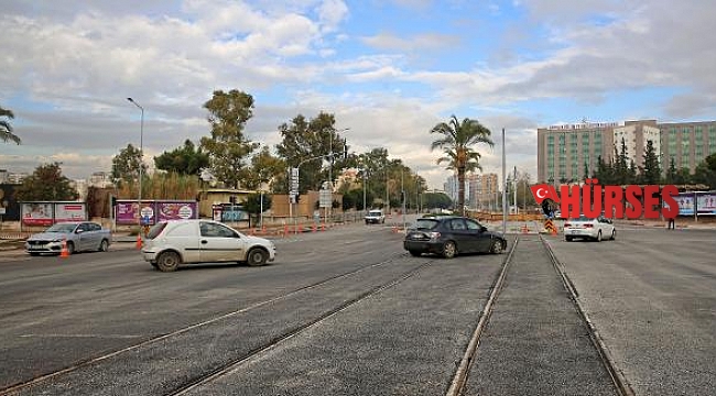 Kepez- Konyaaltı Caddesi raylarla bağlandı