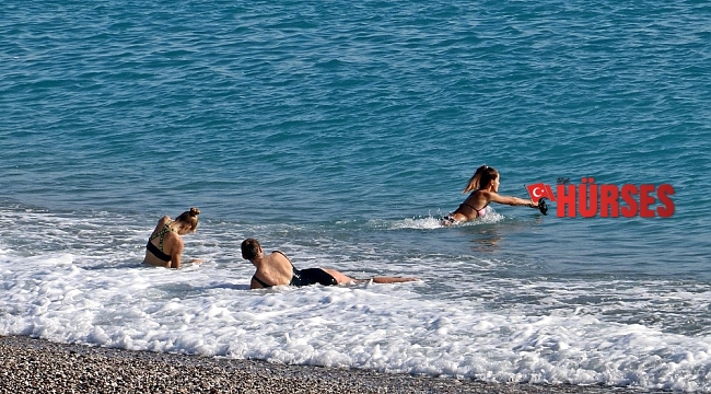 Kısıtlama turistlere yaradı, dünyaca ünlü sahil onlara kaldı