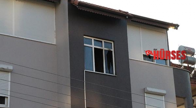 Merdiven boşluğundaki yangın büyümeden söndürüldü