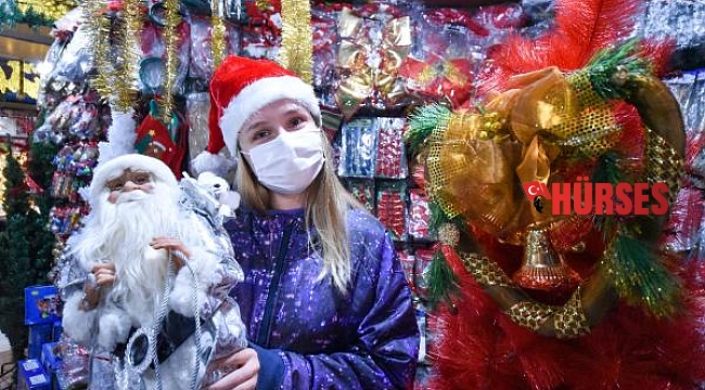 Noel Baba'nın şapkası 15, sakalı 40 lira