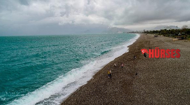 Vaka oranı iki katına çıkan Antalya'da, kısıtlamaya uyuldu