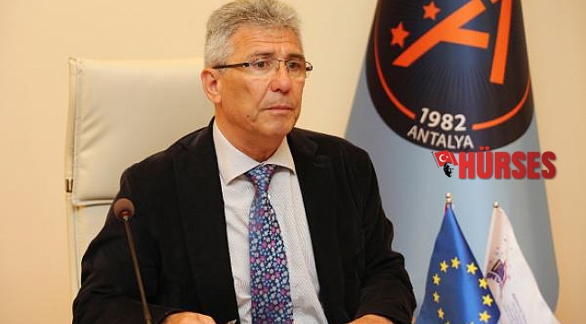 Vakfın eski bursiyerleri AB Büyükelçisi ile buluşuyor