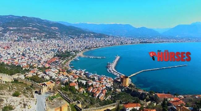 120 farklı ülkenin insanı bir arada