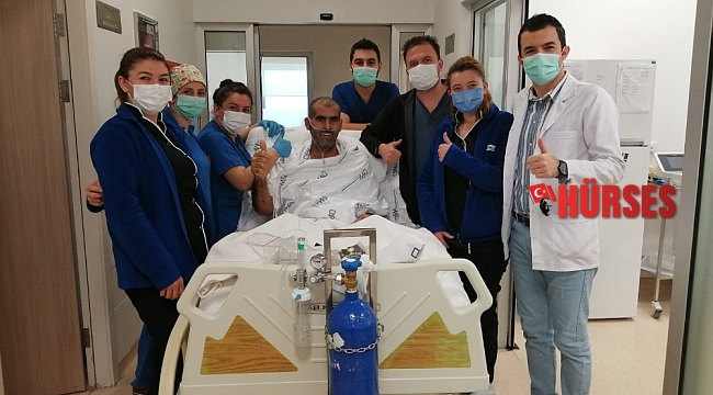 22 günü entübe halde 52 gün yoğun bakımda kaldı, hayata tutundu