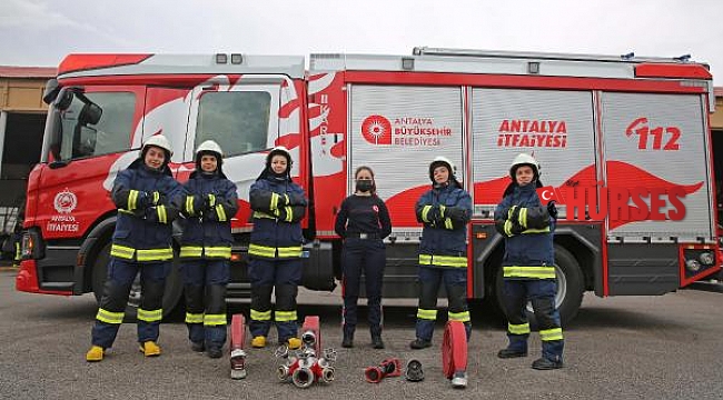 'Alev avcısı melekler'e zorlu eğitim