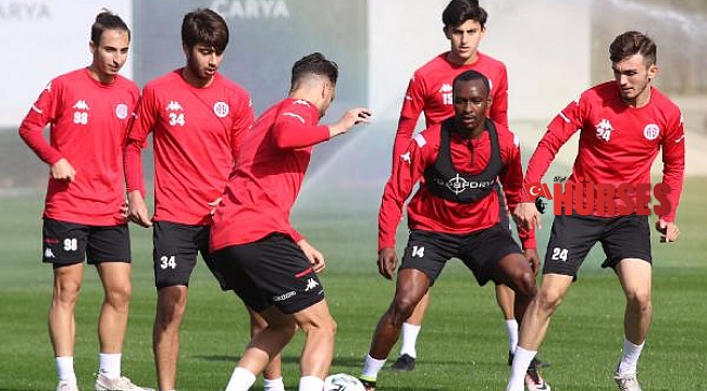 Antalyaspor 7 eksikle Trabzonspor sınavında