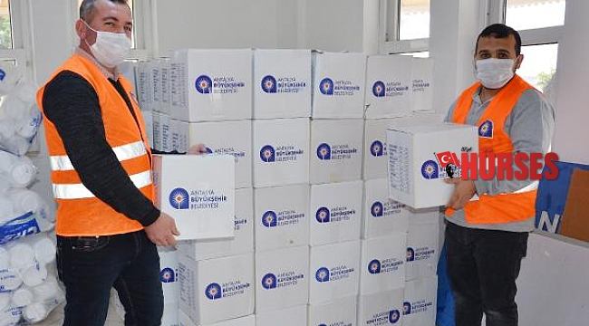 Büyükşehir 270 aileye gıda yardımı yaptı