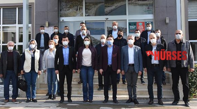 Büyükşehir'den Demre'de sorun dinleme toplantıları