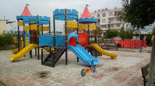 Çocuk parkları yenileniyor