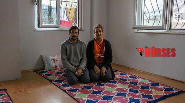 Evi su basınca, taksitleri yeni biten eşyaları çöpe gitti