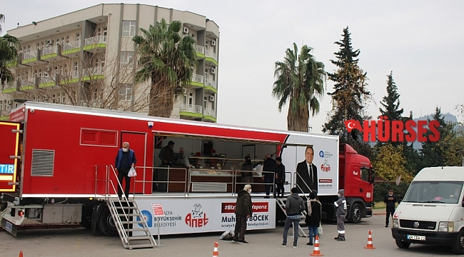 Halk Et Tır'ı Salı günleri Finike'de