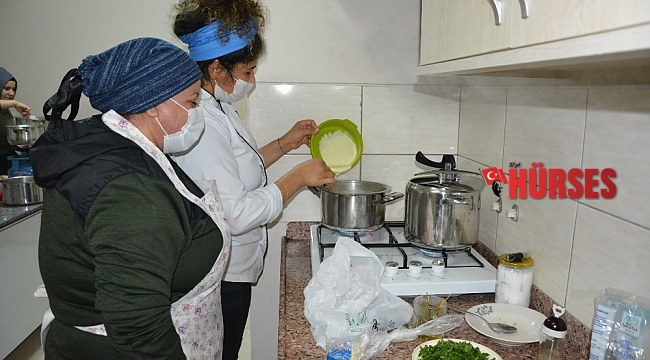 Korkuteli'nde aşçı çırağı yetiştirme kursu açıldı