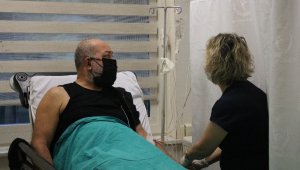 Korona virüs savaşçıları yeni yıla görev başında girdi