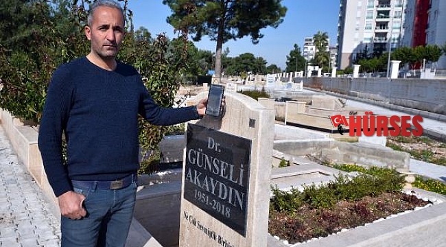 Mezar taşları da 'karekod'landı